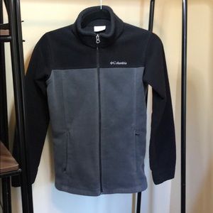 Columbia zip up